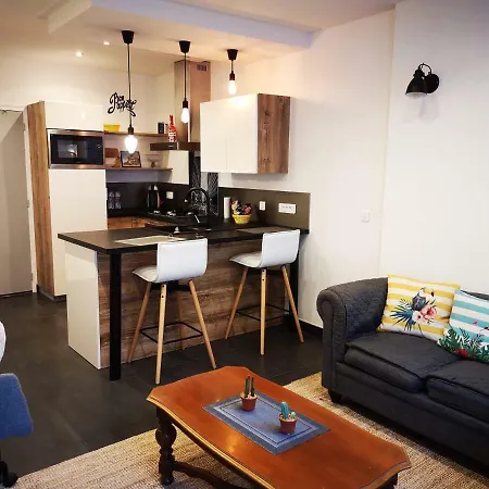 Petite Maison Secteur Artem בית נופש נאנסי